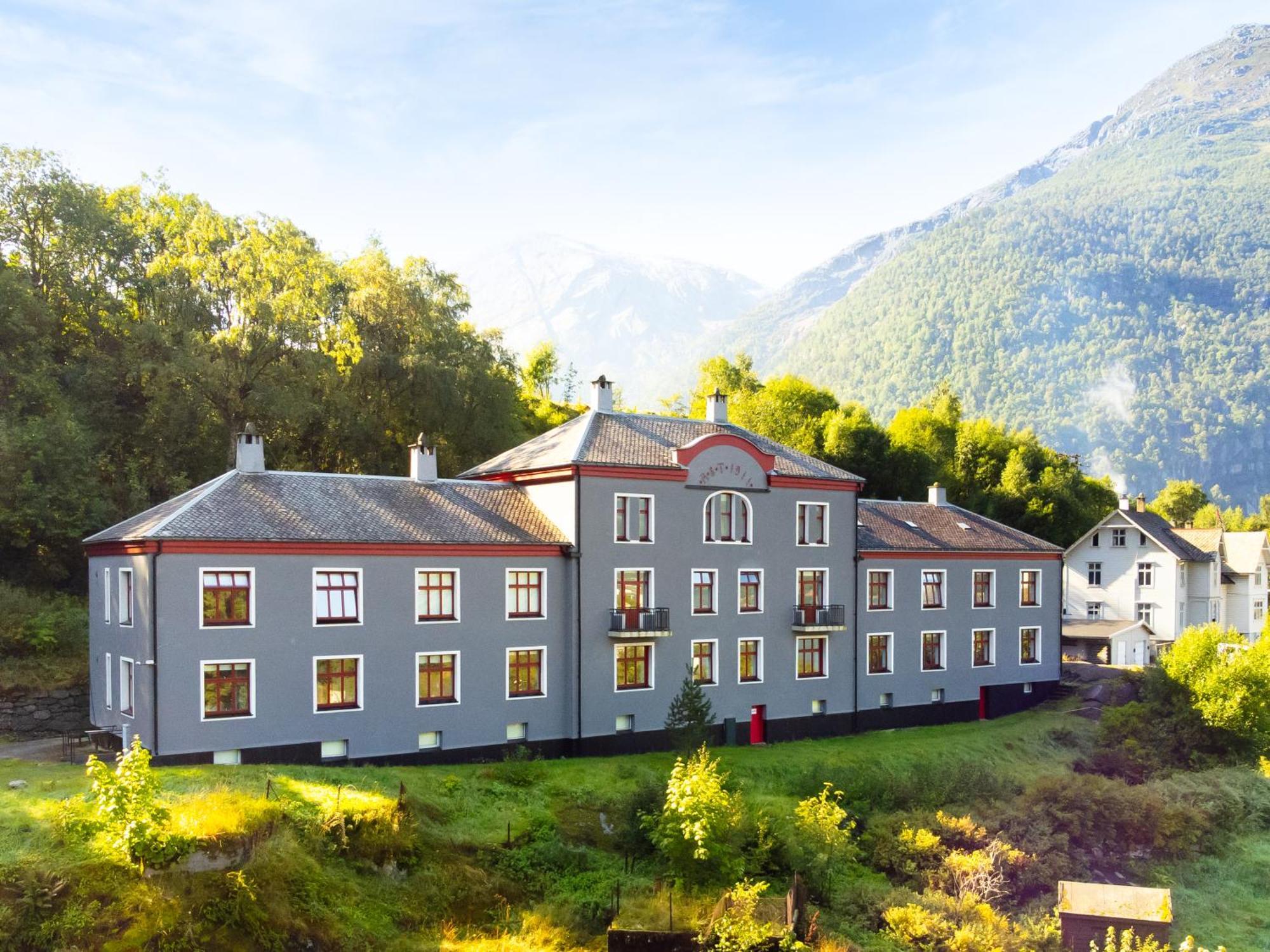 Slottet Apartments Tyssedal Exterior photo